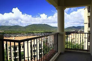 Апарт-отель Sanya Sweetome Vacation Apartment - Yalong Bay